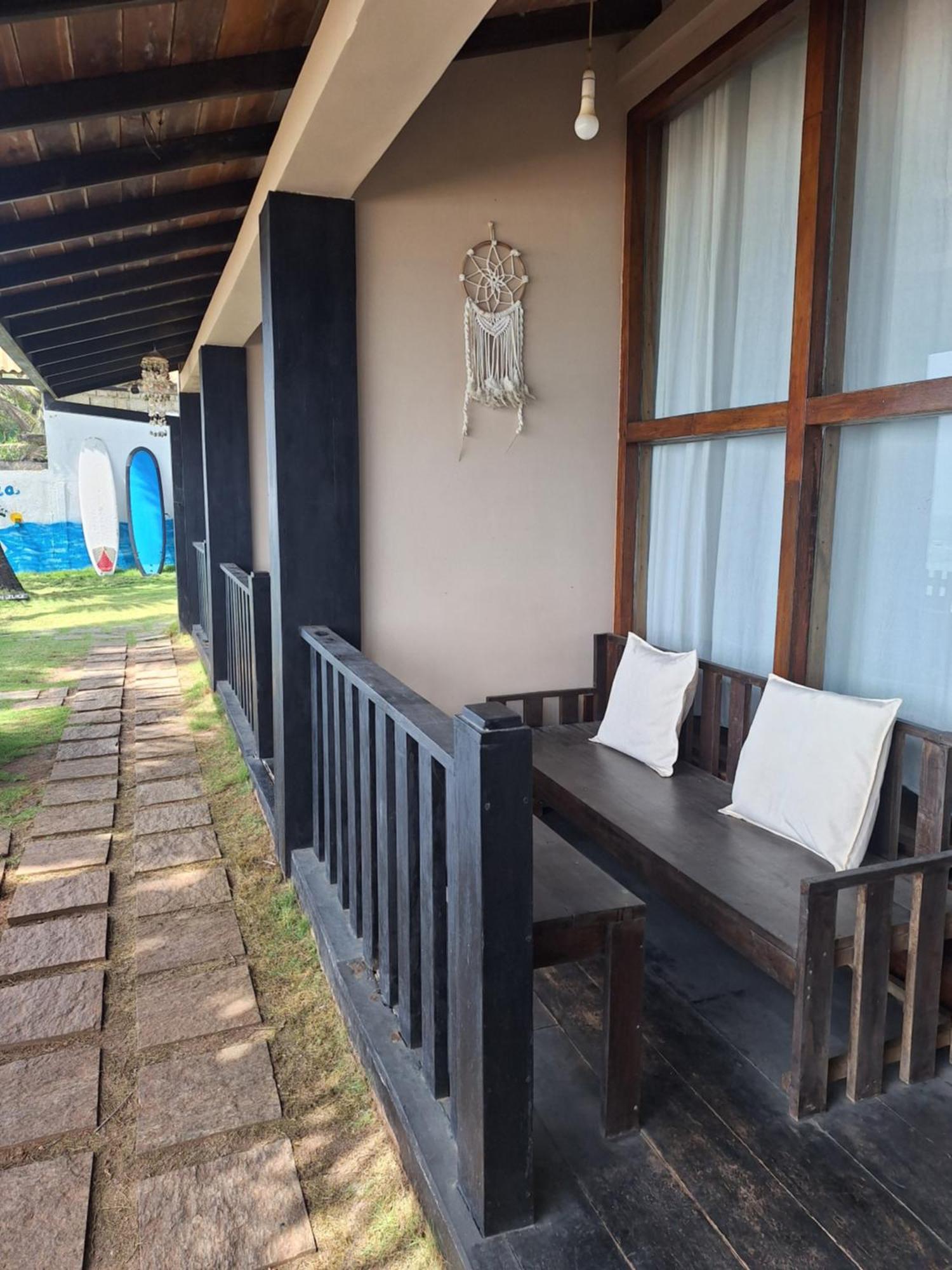 Hakuna Matara Beach Bungalows Exterior photo